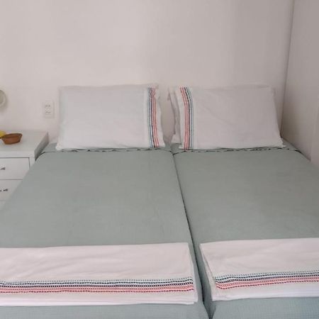 Apartamento Em Copacabana - Rua Bolivar - 2 Quartos - Excelente Localizacao Rio de Janeiro Eksteriør bilde