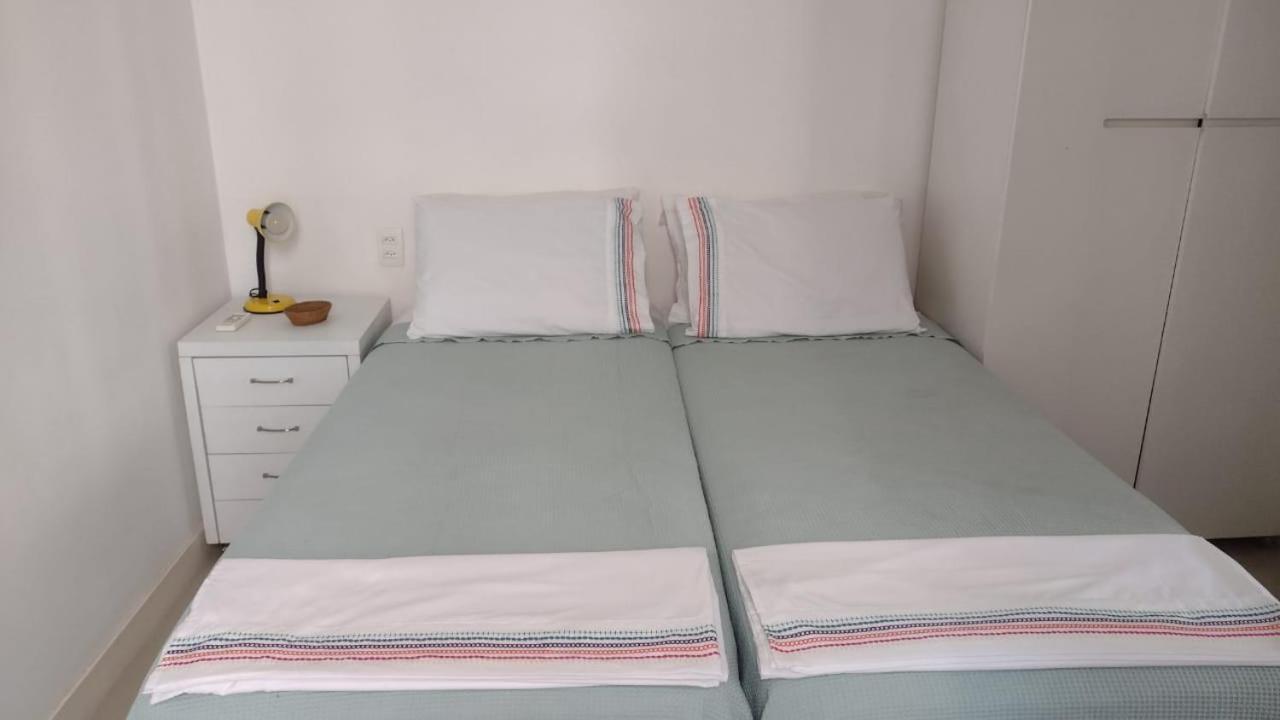 Apartamento Em Copacabana - Rua Bolivar - 2 Quartos - Excelente Localizacao Rio de Janeiro Eksteriør bilde