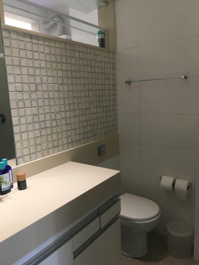 Apartamento Em Copacabana - Rua Bolivar - 2 Quartos - Excelente Localizacao Rio de Janeiro Eksteriør bilde